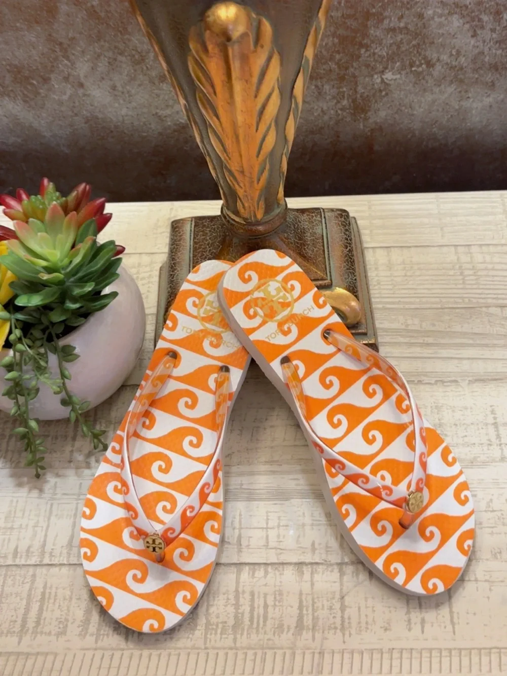 Tory Burch Orange Patterned Women's Flip Flop Sandals ~ Size 7